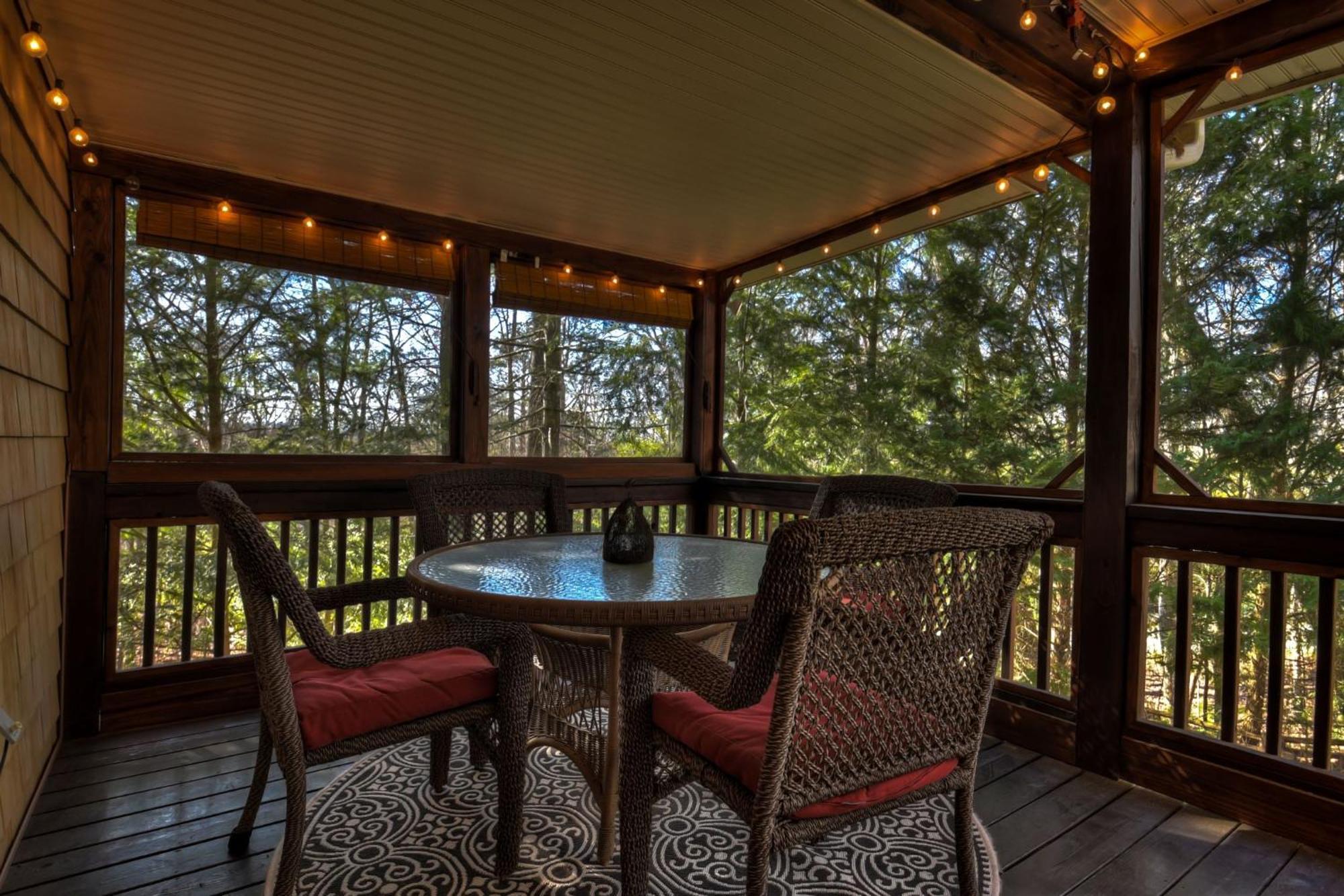 Southern Living Cottage Cozy Up By The Fire Relax On The Porch And Enjoy Peaceful Surroundings 蓝岭 外观 照片