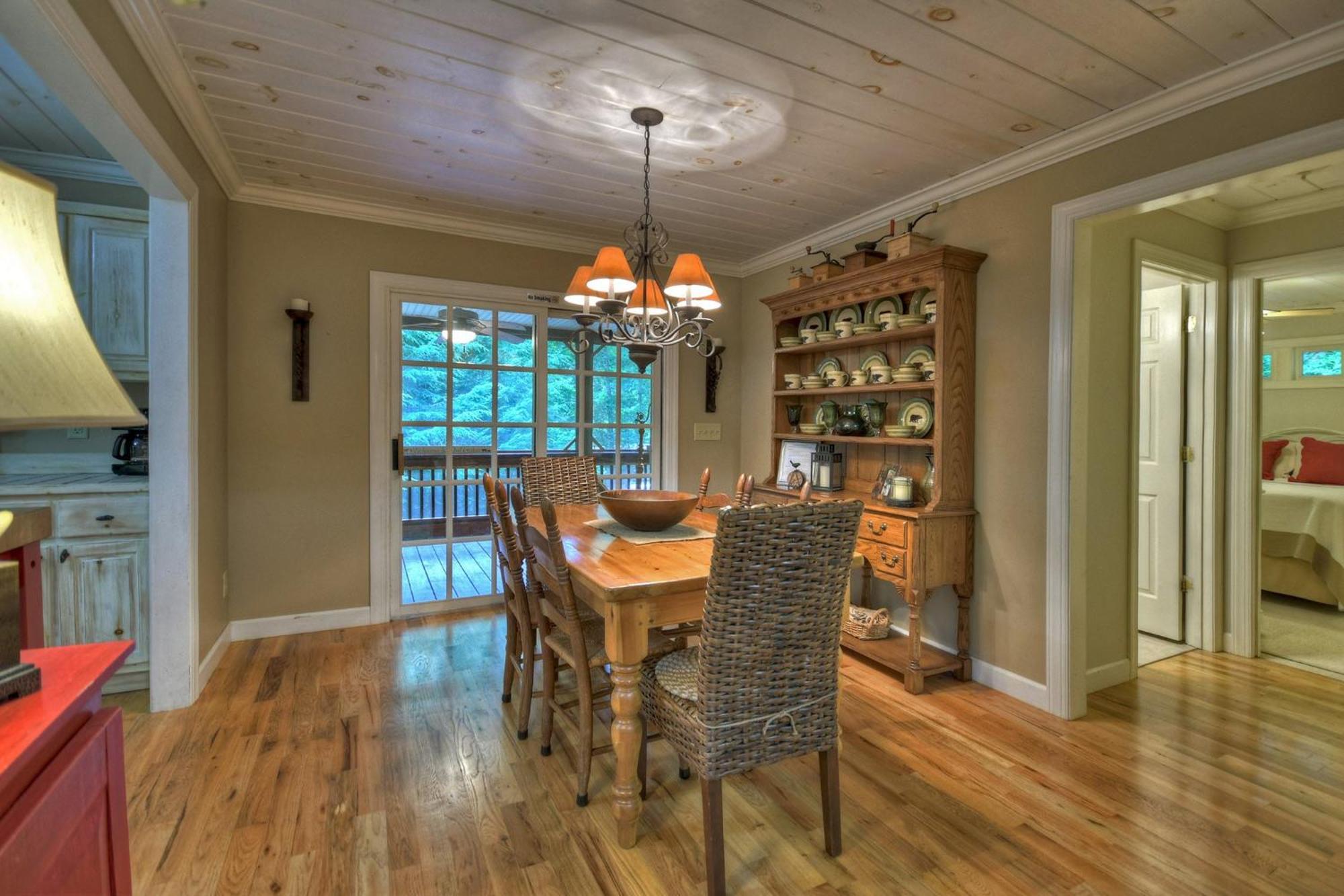 Southern Living Cottage Cozy Up By The Fire Relax On The Porch And Enjoy Peaceful Surroundings 蓝岭 外观 照片